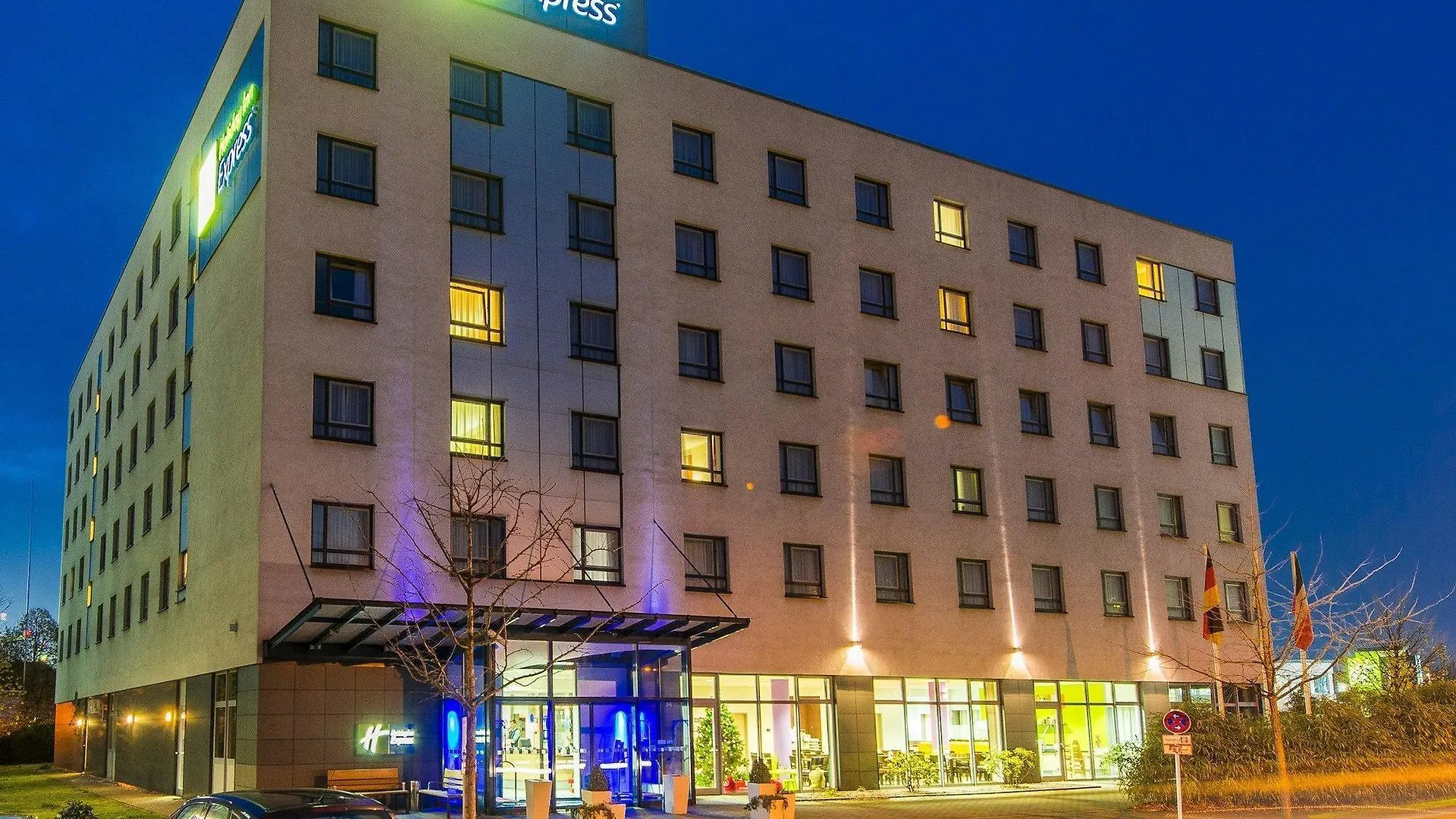 Holiday Inn Express Duesseldorf - City North By Ihg Hotel