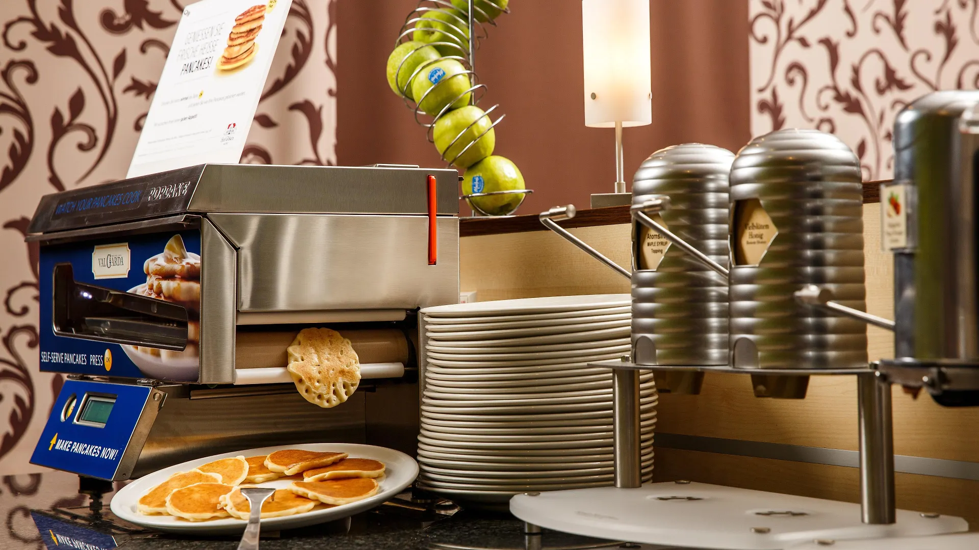 Holiday Inn Express Duesseldorf - City North By Ihg גרמניה