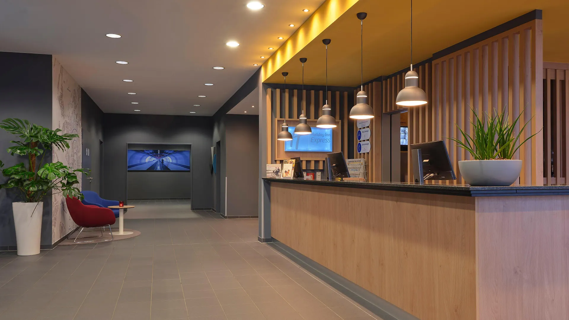 Holiday Inn Express Duesseldorf - City North By Ihg מלון דיסלדורף