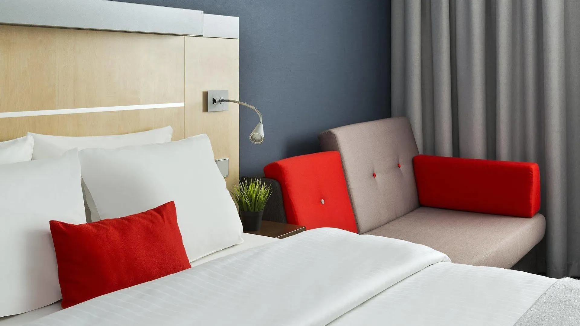 Holiday Inn Express Duesseldorf - City North By Ihg מלון דיסלדורף