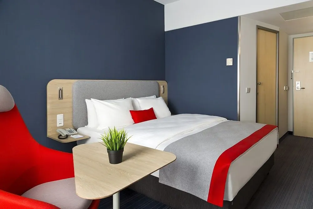 *** מלון Holiday Inn Express Duesseldorf - City North By Ihg גרמניה