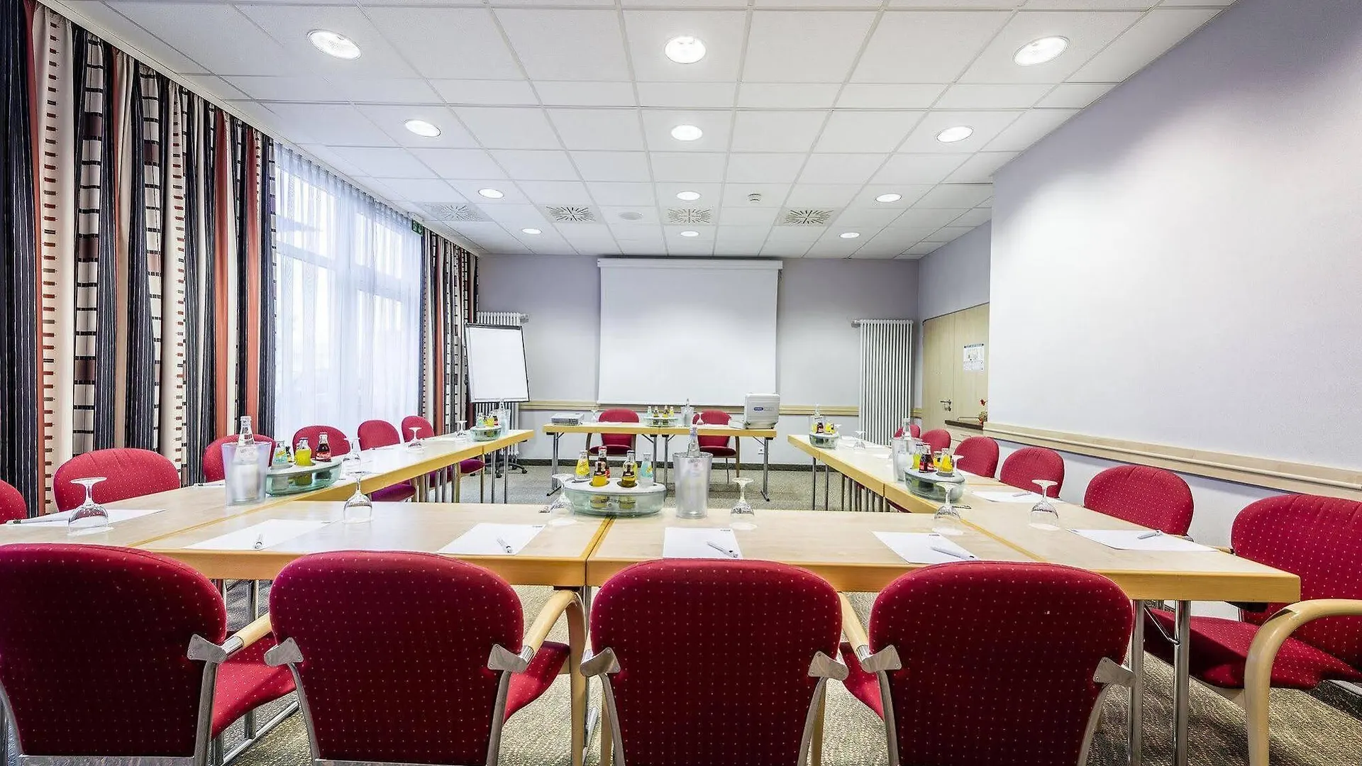 Holiday Inn Express Duesseldorf - City North By Ihg מלון דיסלדורף