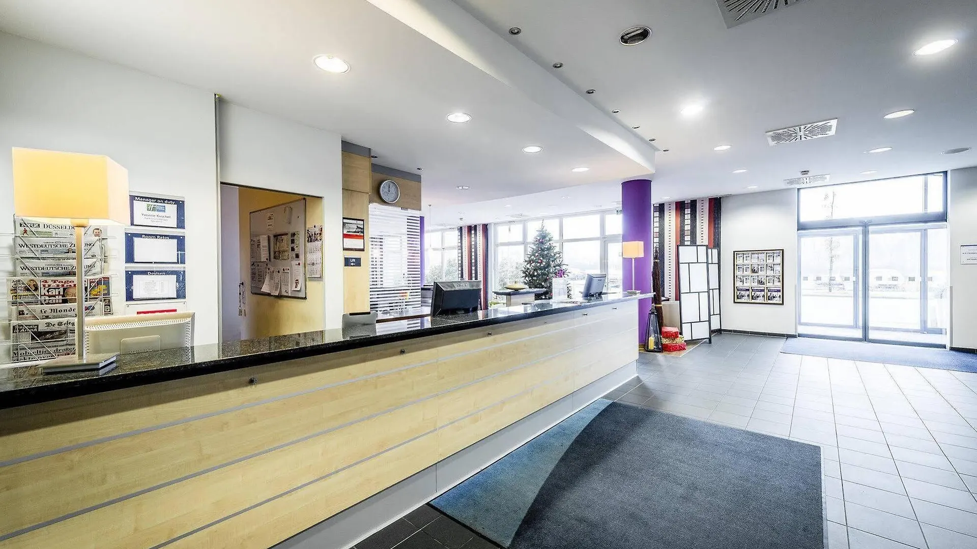 Holiday Inn Express Duesseldorf - City North By Ihg גרמניה