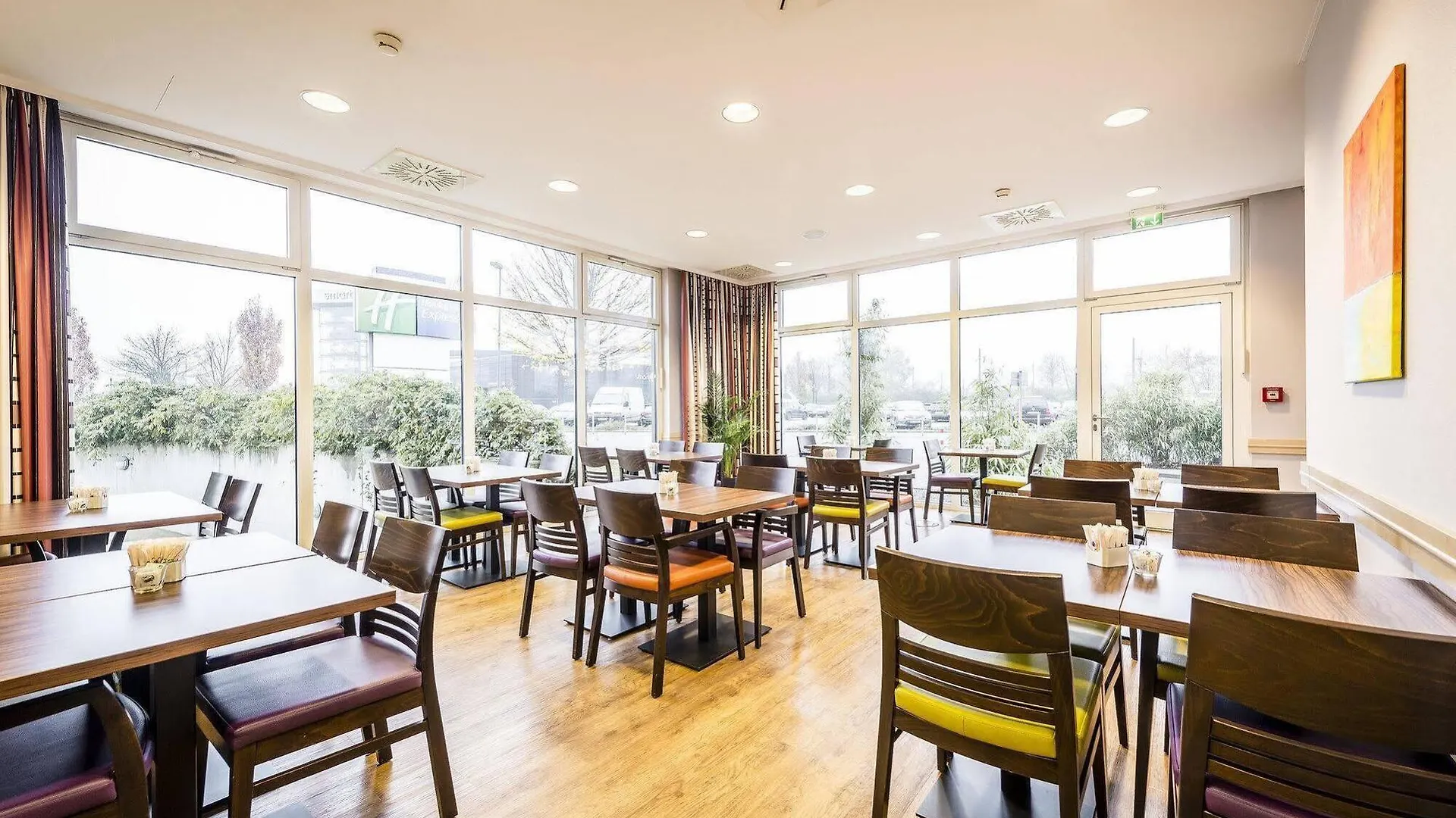 Holiday Inn Express Duesseldorf - City North By Ihg מלון דיסלדורף